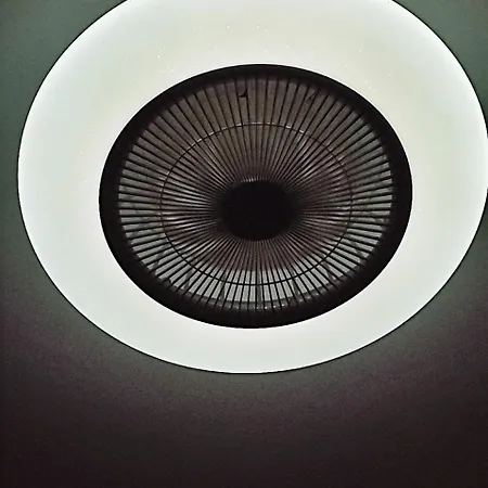 Silence 2 لا سبيتسْيا